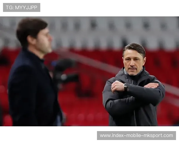 摩纳哥中段渗透连续切出多条突破斜线