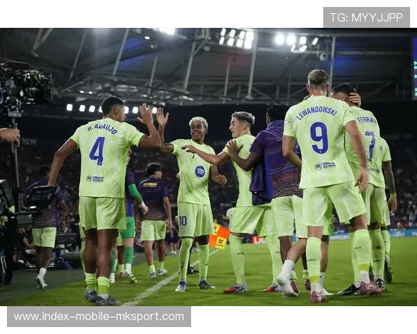 巴萨老中青搭配得当，推进节奏更自然