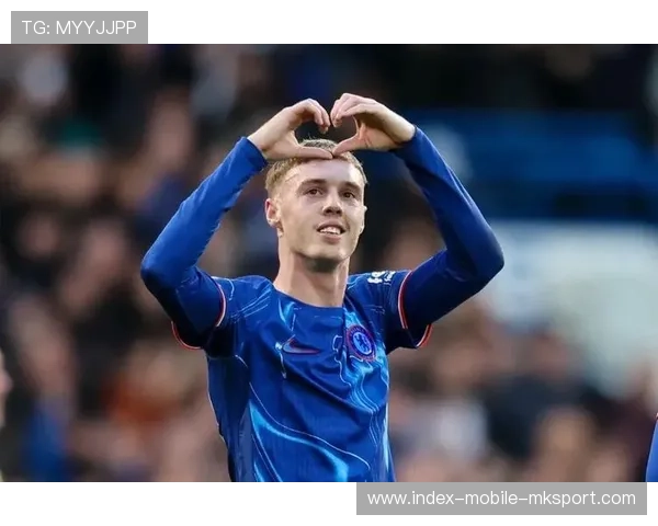 曼城科尔帕尔默内切击地射：扩大比分背后的技艺与风尚