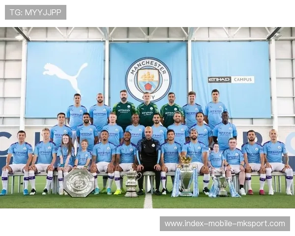 曼城角球套路连环制造门前混战得分