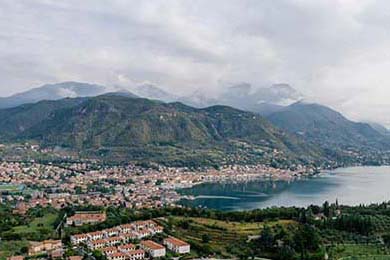 博卡阵型扁平，后场传导缺乏层次，博卡的主场名称是什么