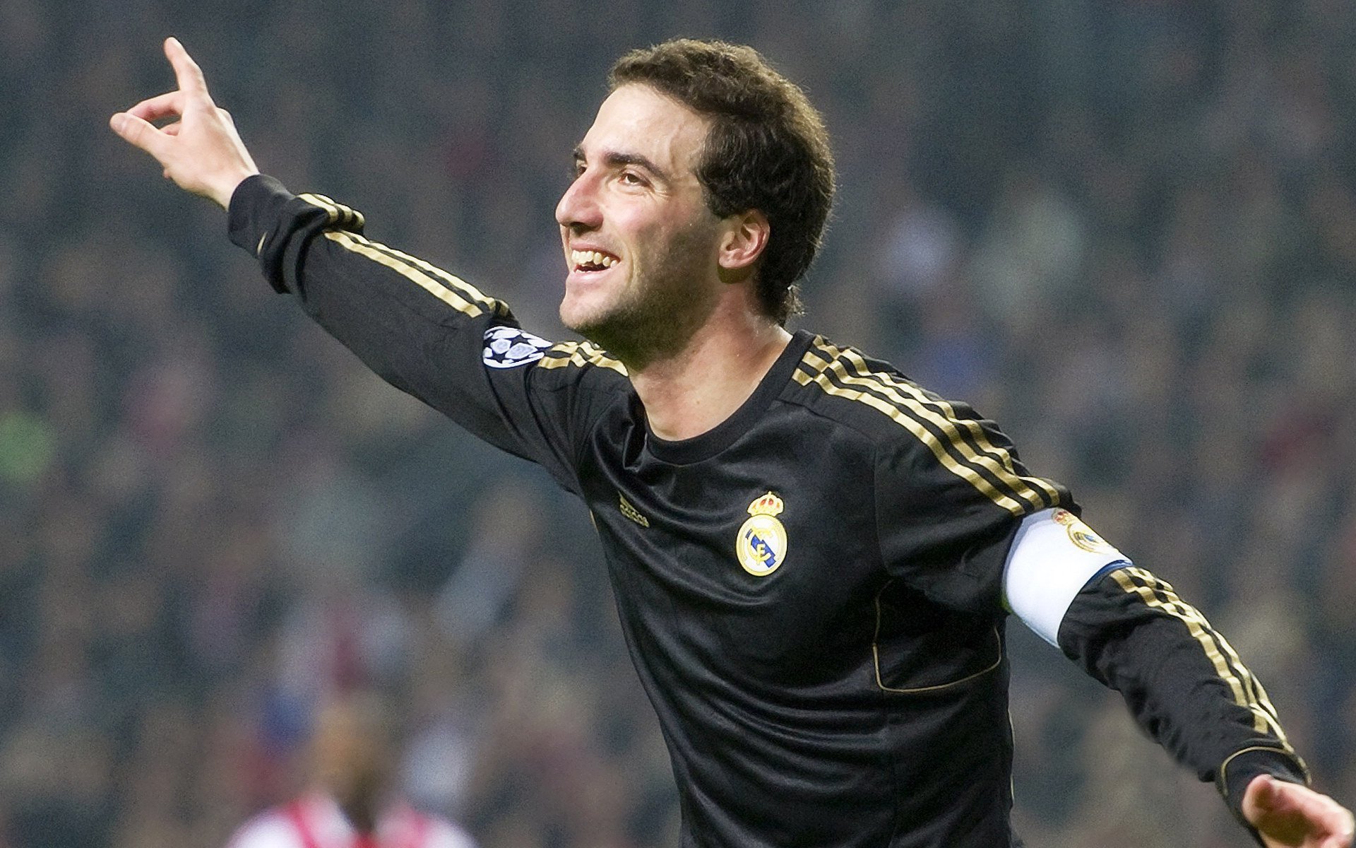 全球各大联赛开启冬季转会期,豪门频繁引援,2020五大联赛冬季转会一览