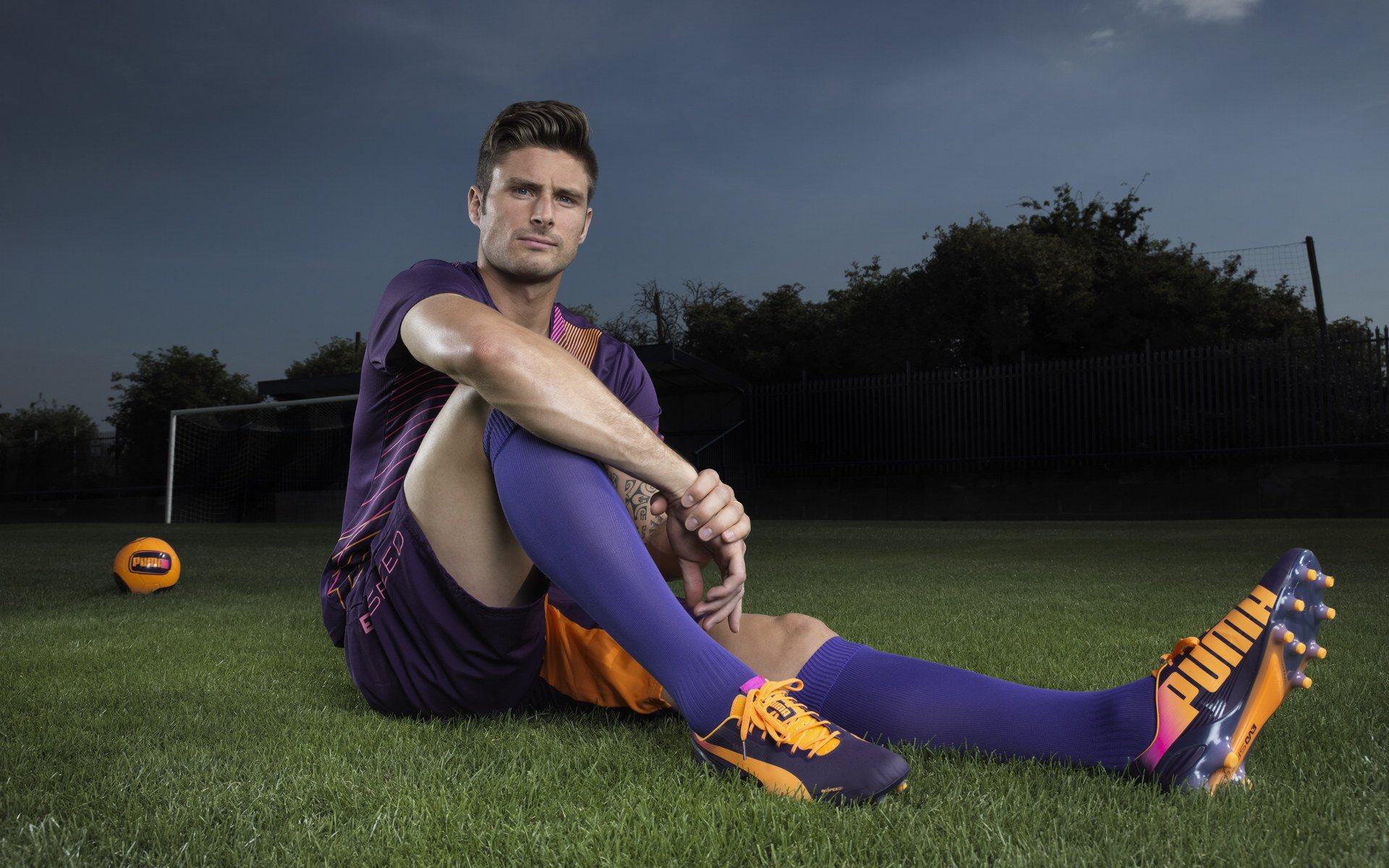 国足传控体系与中场人员适配评分,国足传球